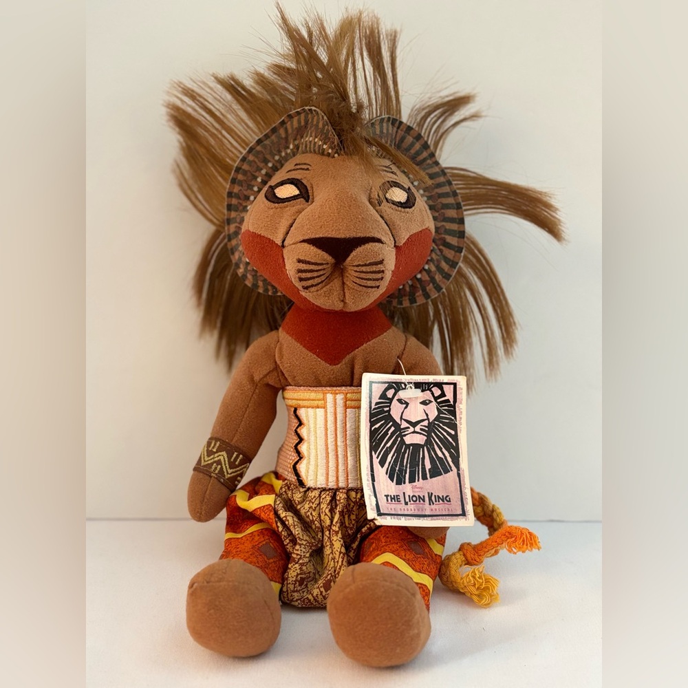 Disney Lion King Broadway Musical Theatre Simba Plush Stuffed Animal 11” NWT